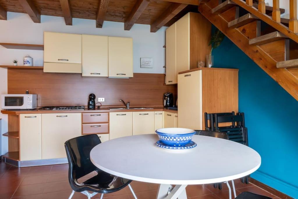 Corte Filanda Lake View Clusane Exterior photo