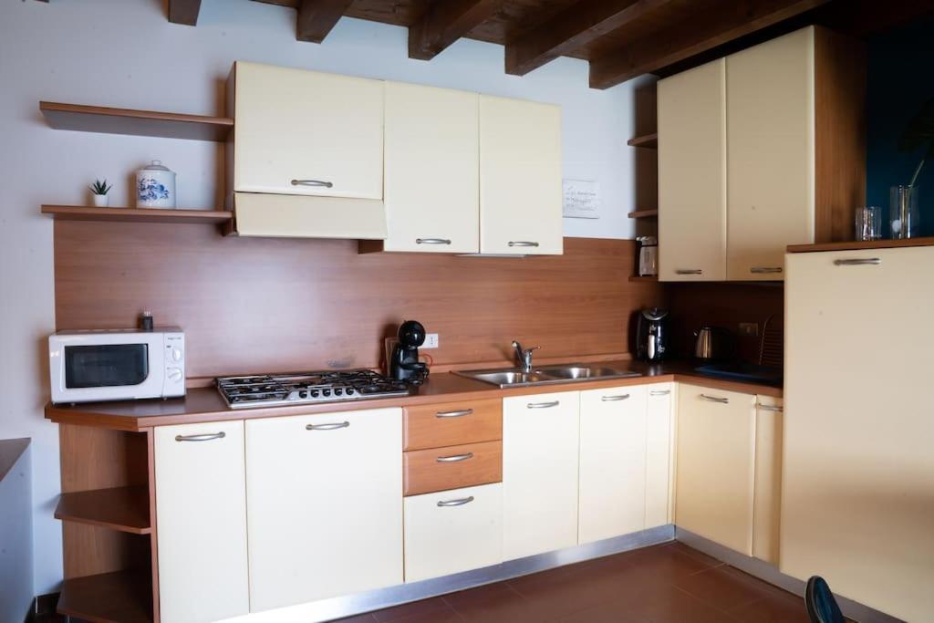Corte Filanda Lake View Clusane Exterior photo
